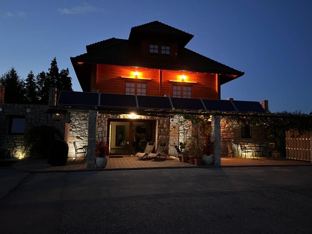 Lovely Apartment In Nature With Sauna! Постойна Екстериор снимка